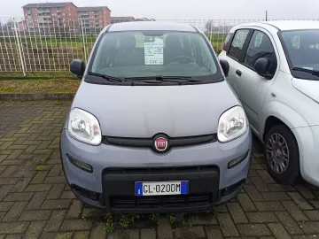 Car image 3