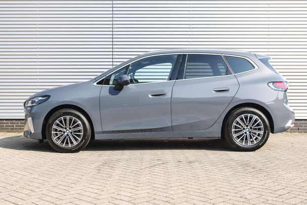 BMW 220i Active Tourer 115 kW image number 3