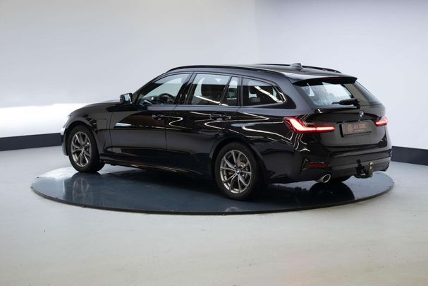 BMW 330 e Touring Sport Line 215 kW image number 2