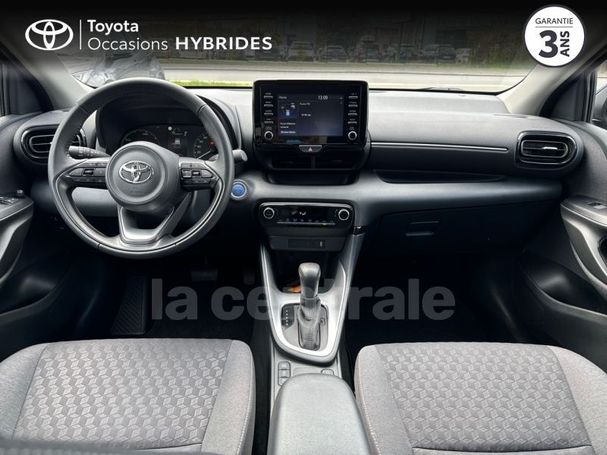 Toyota Yaris Hybrid 85 kW image number 8