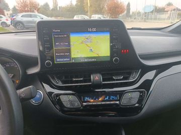 Car image 13