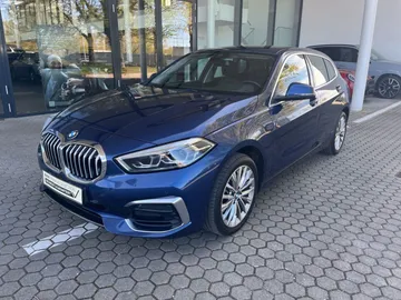 Car image 40