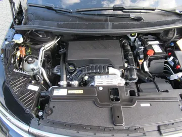 Car image 27
