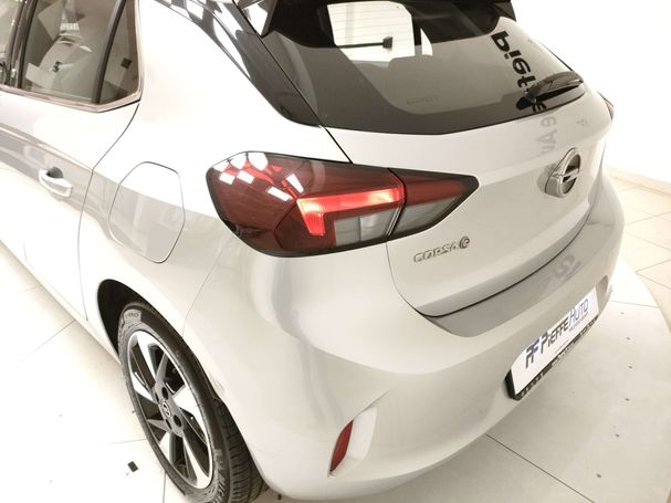 Opel Corsa e 100 kW image number 8