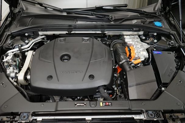 Volvo V60 T6 Recharge AWD 253 kW image number 9