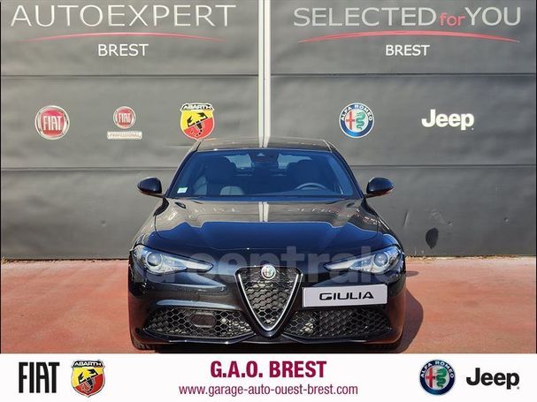 Alfa Romeo Giulia 2.2 AT8 140 kW image number 3