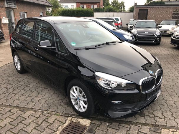 BMW 218i Active Tourer Advantage 103 kW image number 12