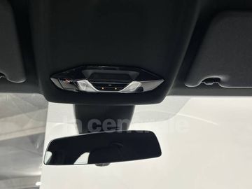 Car image 35