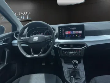 Car image 10