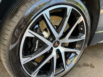 Car image 31