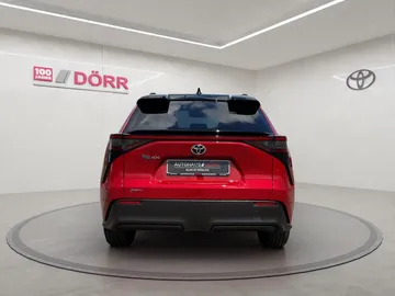 Car image 5