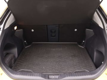 Car image 36