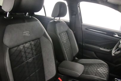 Car image 45