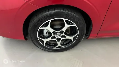 Car image 20