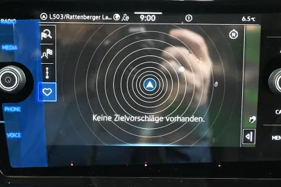 Car image 28