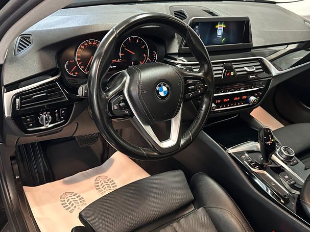 BMW 520d Touring xDrive Sport Line 140 kW image number 17