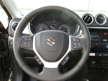 Car image 26