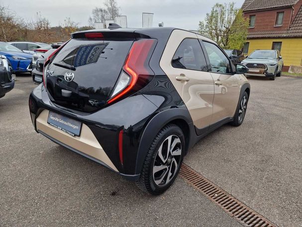 Toyota Aygo X 53 kW image number 2