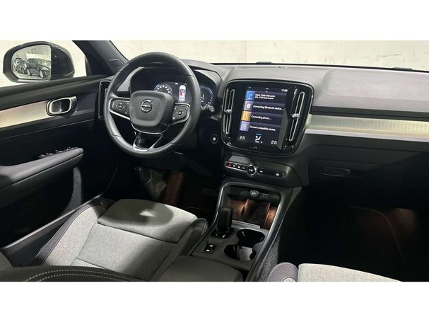 Volvo XC40 Recharge T4 155 kW image number 36