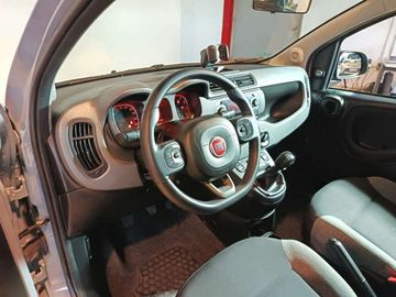 Car image 11