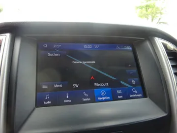 Car image 27