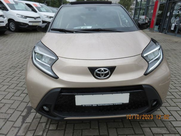 Toyota Aygo X 53 kW image number 3