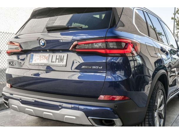 BMW X5 xDrive 195 kW image number 38