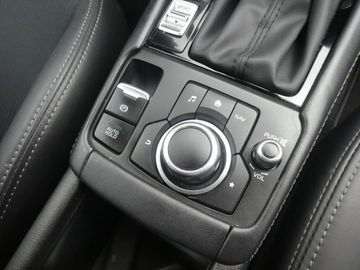 Car image 33