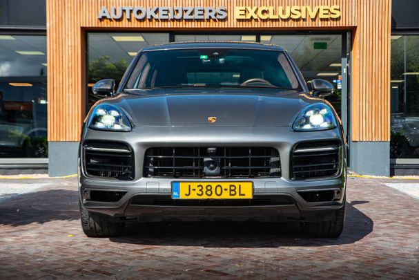 Porsche Cayenne E-Hybrid 340 kW image number 2