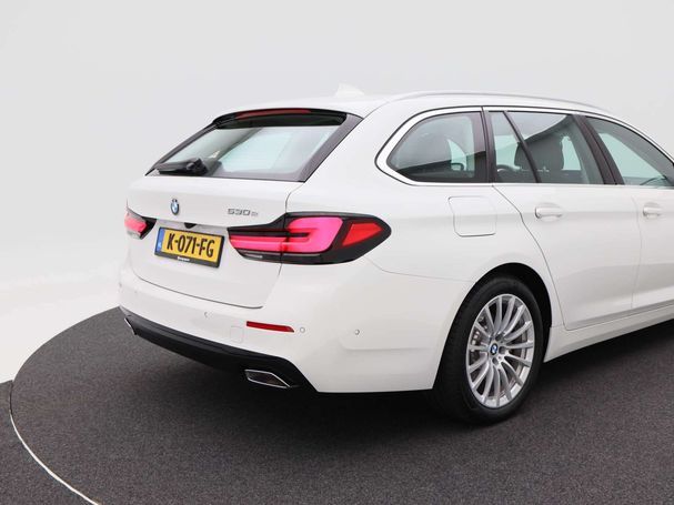 BMW 530i Touring 185 kW image number 16