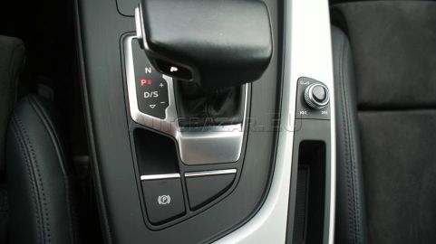 Car image 28