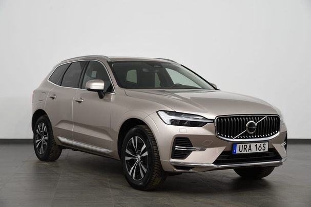 Volvo XC60 T6 Recharge AWD 261 kW image number 2