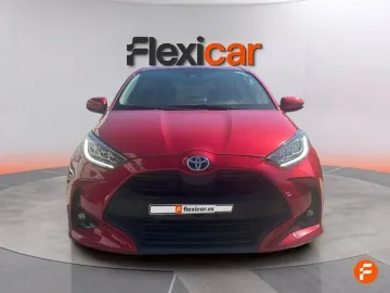 Car image 3
