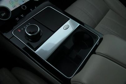 Car image 39