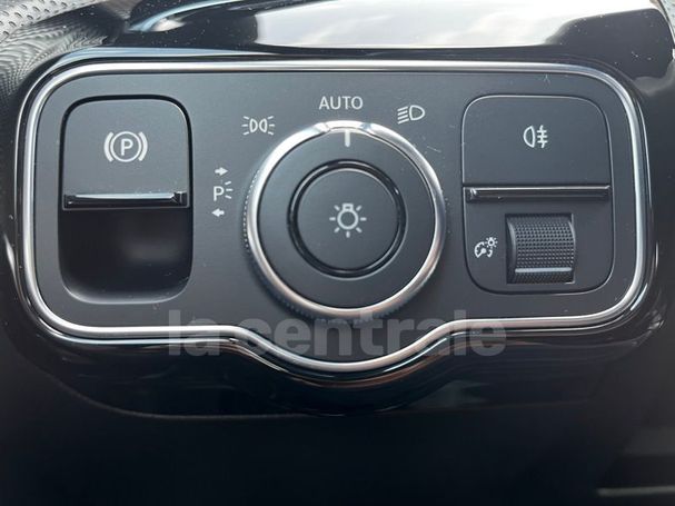 Mercedes-Benz A 180 d 85 kW image number 15