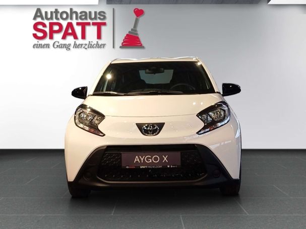 Toyota Aygo X 1.0 53 kW image number 2