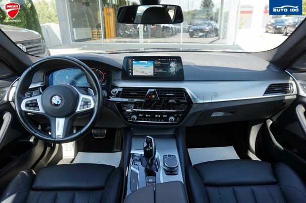 BMW 540d Touring xDrive 235 kW image number 23