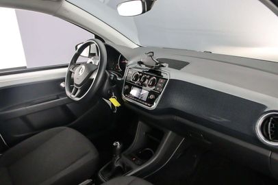 Car image 29