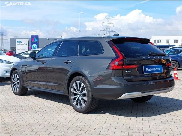 Volvo V90 Cross Country AWD B5 173 kW image number 4