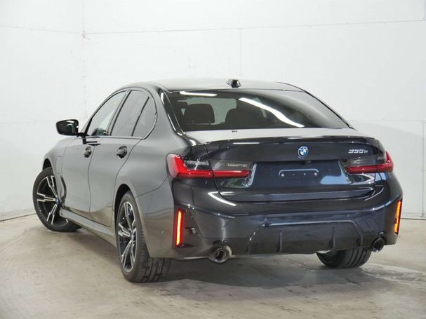 BMW 330e M Sportpaket 215 kW image number 2