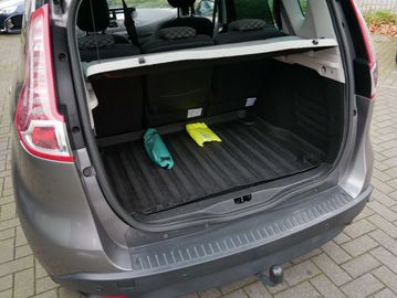 Car image 31