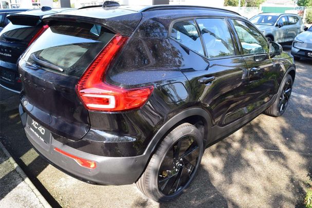 Volvo XC40 B3 Ultra Black Edition 120 kW image number 3