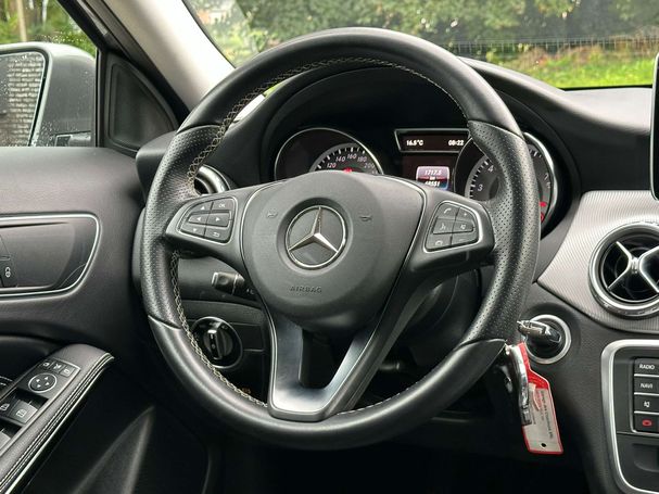 Mercedes-Benz GLA 180 90 kW image number 16