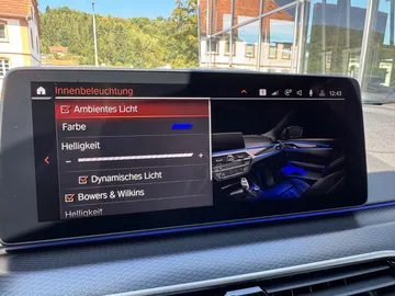 Car image 47