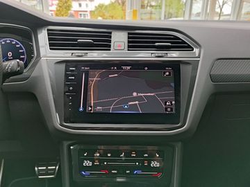 Car image 37