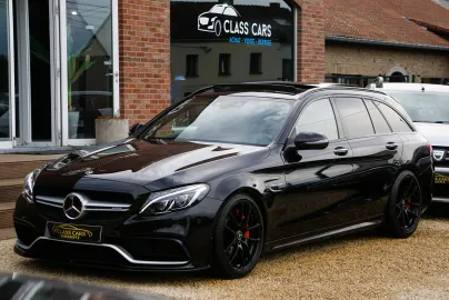 Car image 27