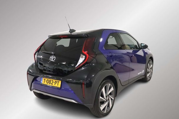 Toyota Aygo X 1.0 VVT-i CVT 53 kW image number 2