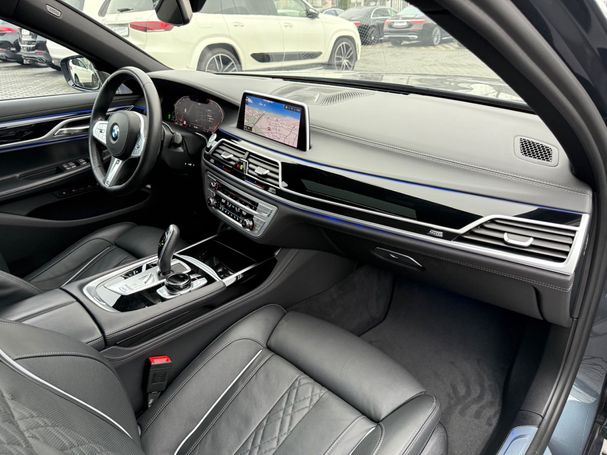 BMW 750i xDrive 390 kW image number 13