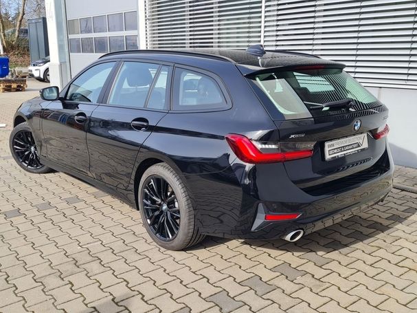 BMW 330 e Touring Advantage xDrive 215 kW image number 5