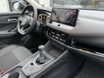 Car image 24